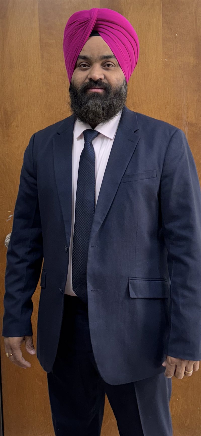 Sulendera Singh — Founder & CEO of Signature Luxury Ride Inc.